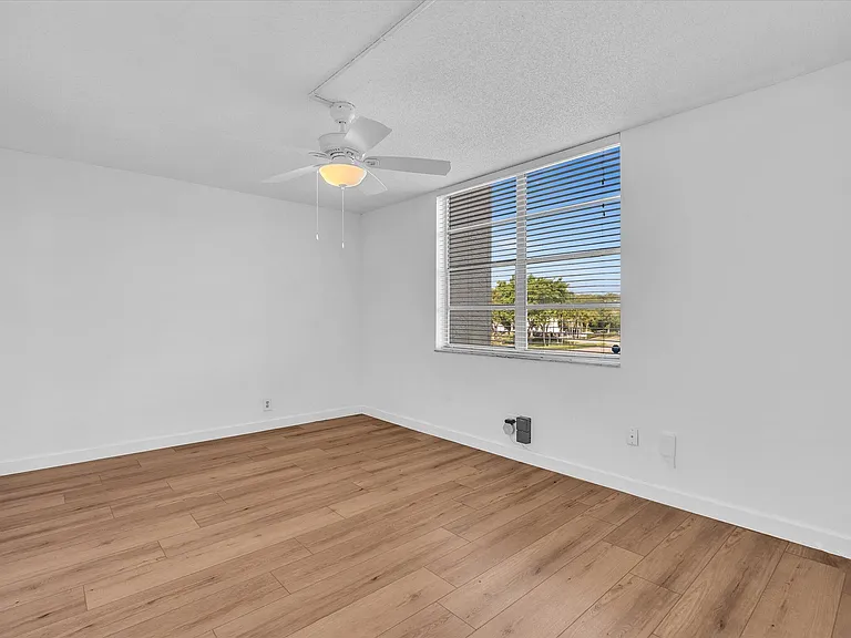 9470 Poinciana Pl #303 — Photo 37