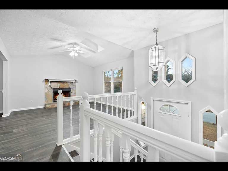 6155 Pointer Way — Photo 8