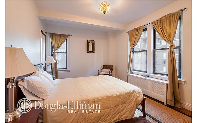 Sold by Douglas Elliman | media 8