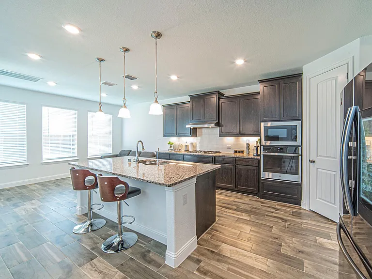 1190 Blazingstar Dr — Photo 4