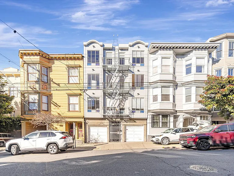 1648 Filbert St — Photo 16