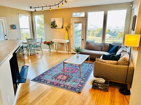 4715 Bradford Ln — Photo 9