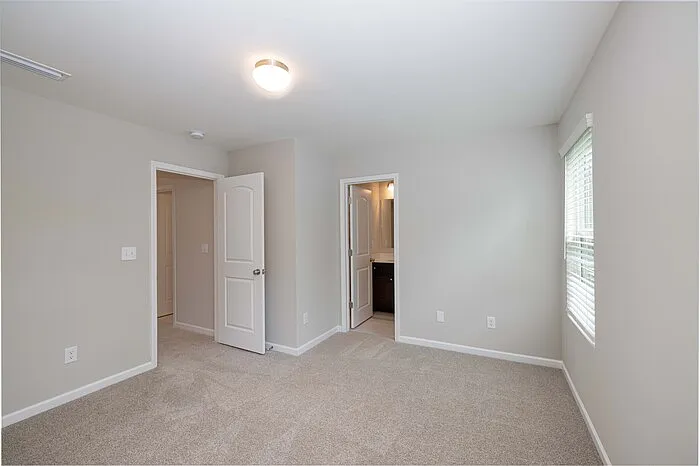 11032 Woodland Creek Way — Photo 11