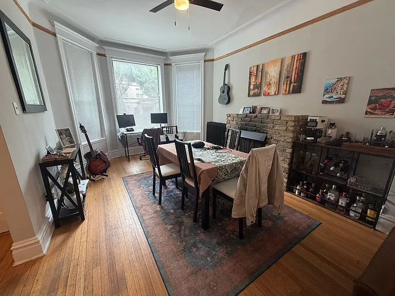 721-23 W. Roscoe — Photo 14