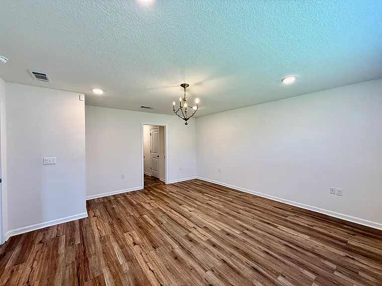 6420 Churchill Cir — Photo 22