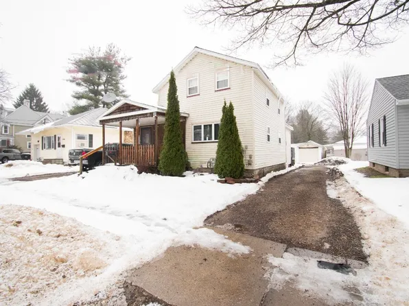 1026 N Center St, Corry, PA 16407