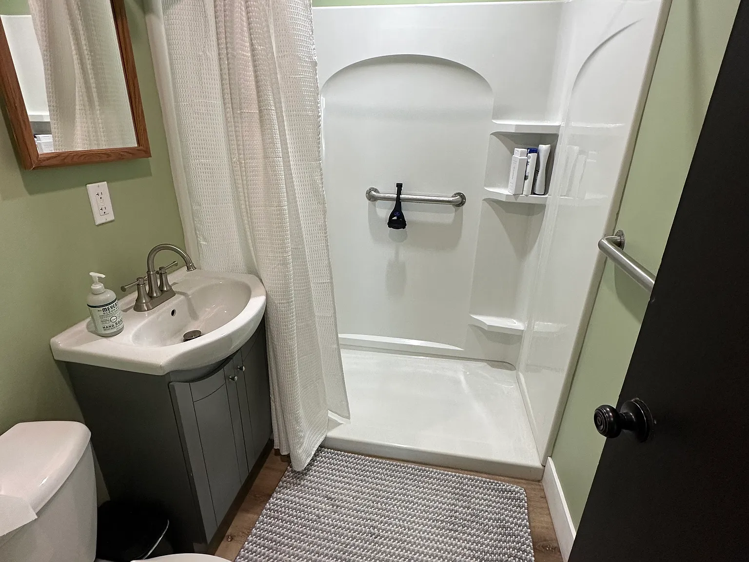 1 bed, 840 sqft, $850 — Photo 3