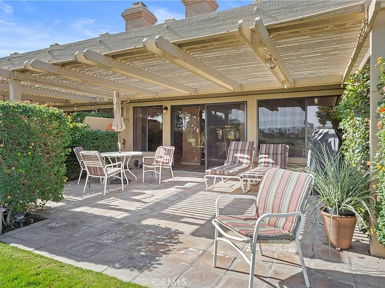 41220 Woodhaven Dr W — Photo 3