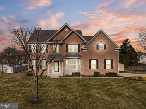 10 Cottonwood Dr, Lumberton, NJ 08048