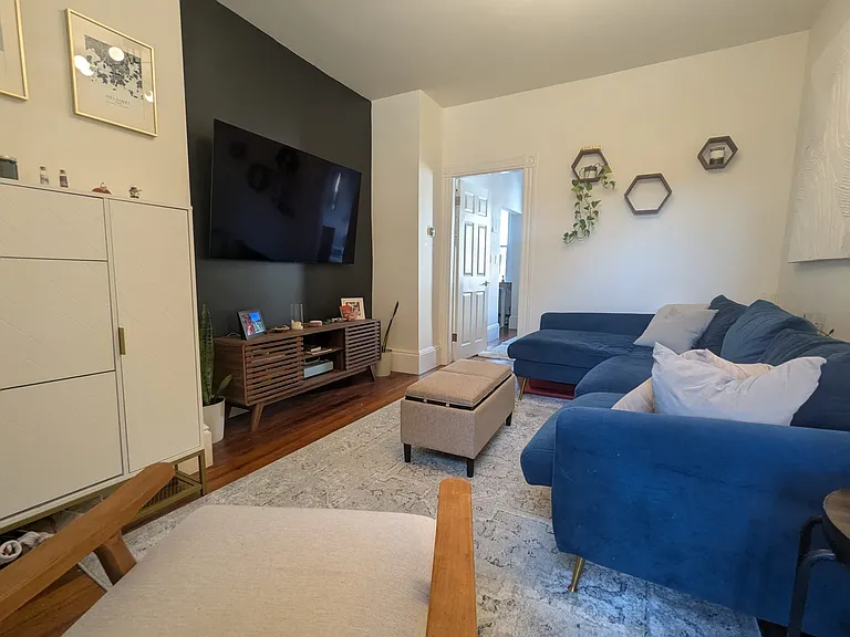 8 Emmons St #1 — Photo 1