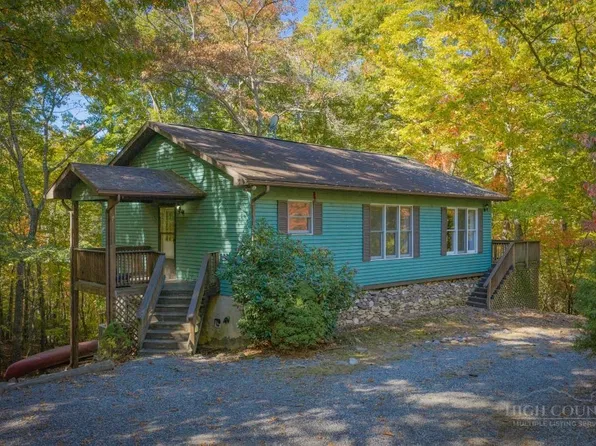 1147 E Laurel Circle, Deep Gap, NC 28618