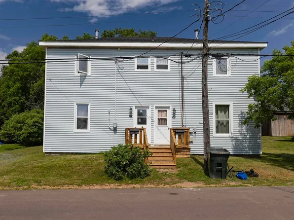 20 Christie St #18, Amherst, NS B4H 2X5
