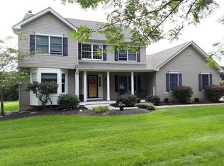 11 Briarwood Rd, Long Valley, NJ 07853