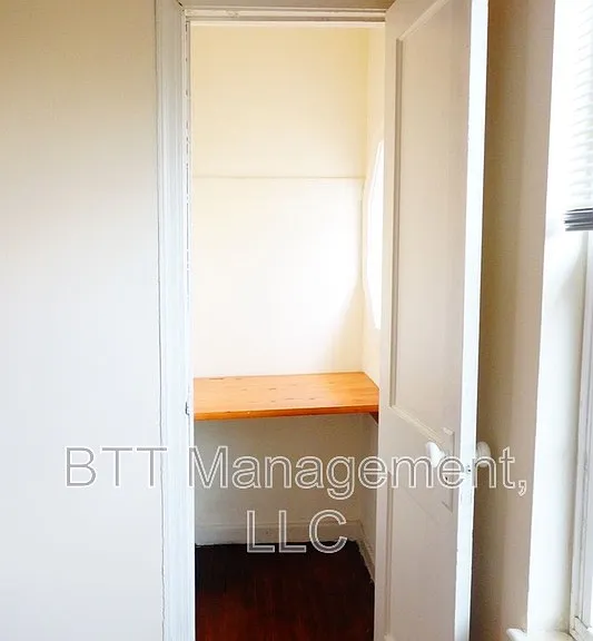 8400 Greenwood Ave #4 — Photo 15