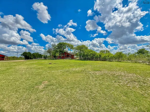 9485 Seymour Hwy, Wichita Falls, TX 76310
