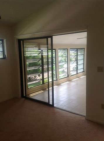 1st image of 1401 NE 14th Ct APT 010