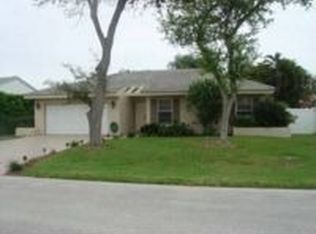 7010 NW 2nd Ter, Boca Raton, FL 33487