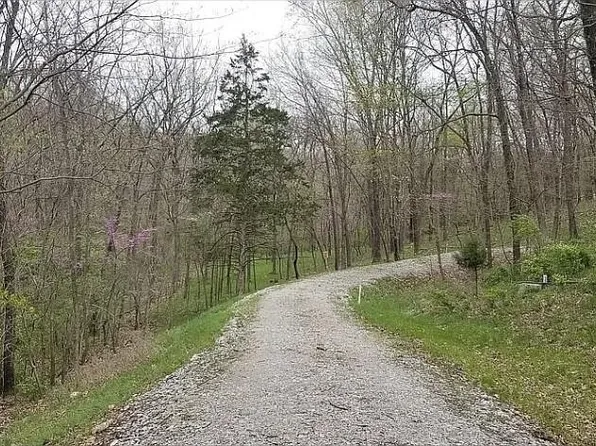 1500 Summit On Pond Ln, Glencoe, MO 63038