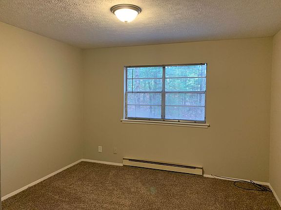 3rd image of 301 W Watts St #6