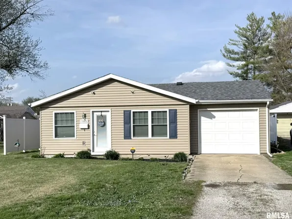 1989 Baird Ave, Galesburg, IL 61401