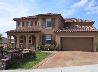 16604 Golden Bluff Loop, Riverside, CA 92503