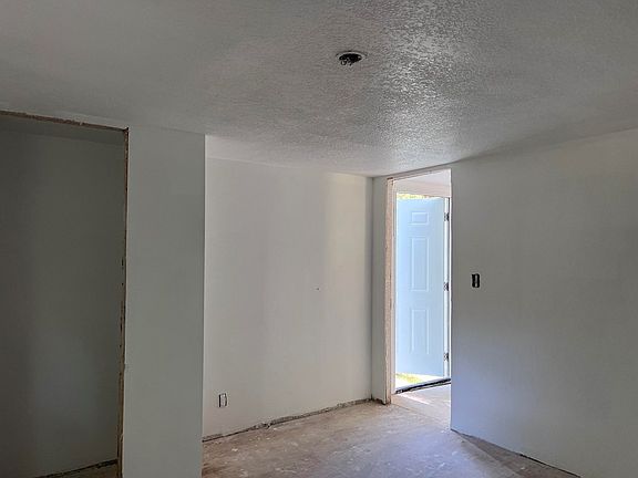 5th image of 11790 NW 80th Ct