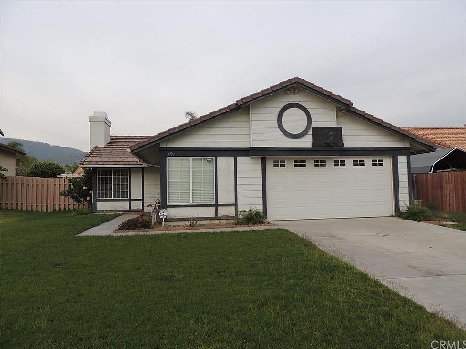 2nd image of 4749 N San Miguel Ave