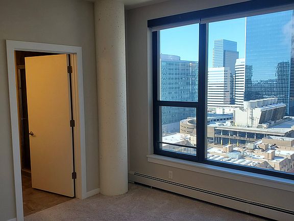 4th image of 740 Portland Ave #1516