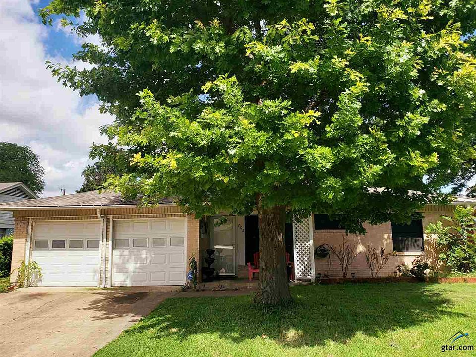 1st image of 702 Lawson Dr