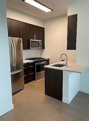 1st image of 152-11 89th Ave #320