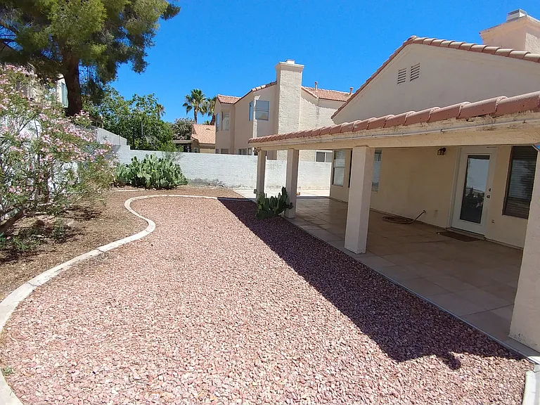 3309 Pond Run Cir — Photo 14