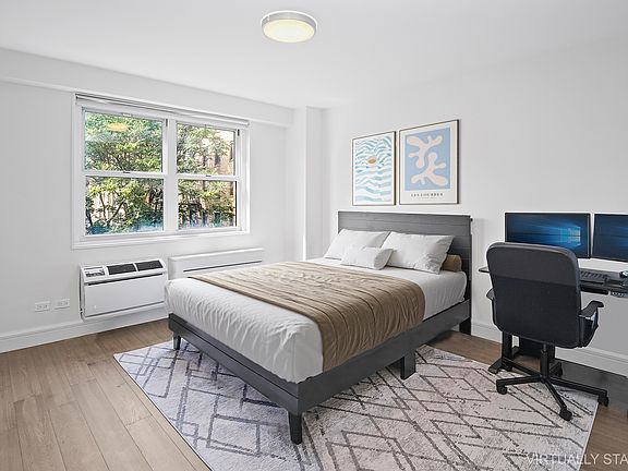 5th image of 100 W 93rd St APT 6C