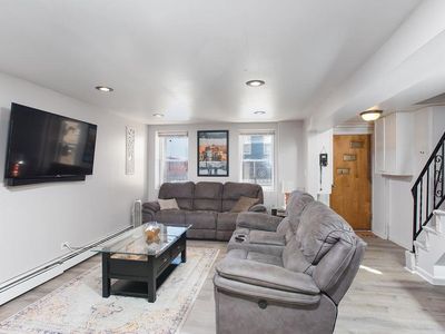 30 Manhattan Ave, Jersey City, NJ, 07307