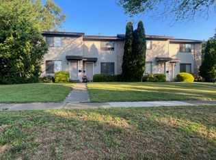606 Wayne St #606, Saint Joseph, MI 49085