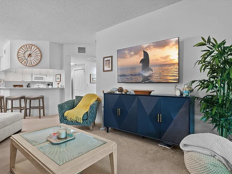 3020 Alcazar Pl #308 — Photo 3