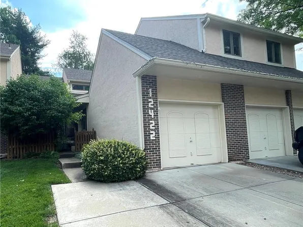 12422 W 85th Ter, Lenexa, KS 66215
