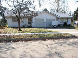 2604 E Linwood St, Springfield, MO 65804