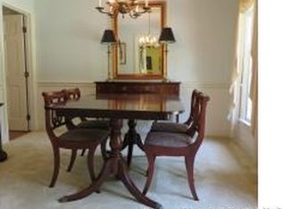 103 Williamsburg Dr, Greenville, NC 27858