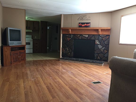 2nd image of 610 Norris Dr