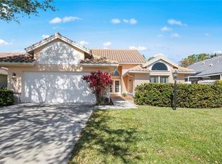 743 Provincetown Dr, Naples, FL 34104