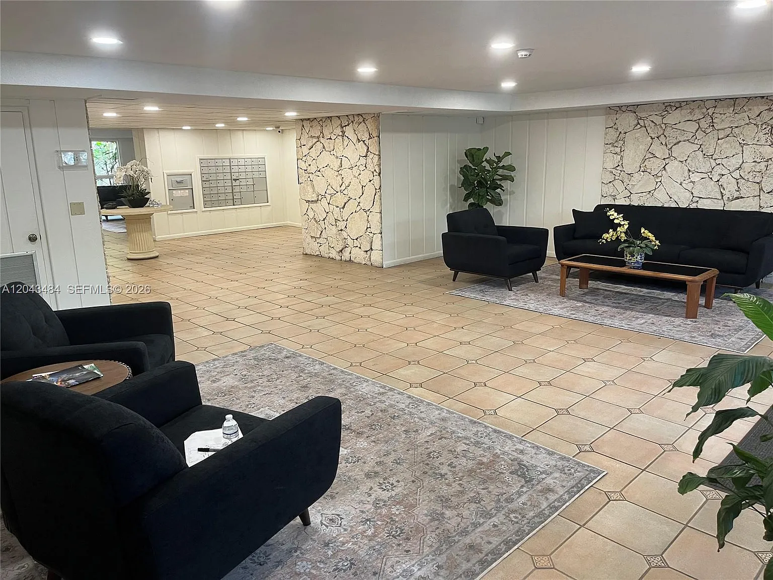 Villa Capri Condo — Photo 3