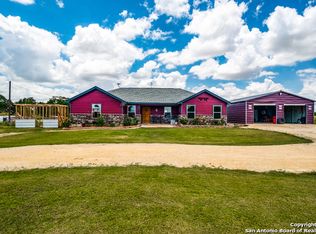 1741 Ernst Rd, Pleasanton, TX 78064