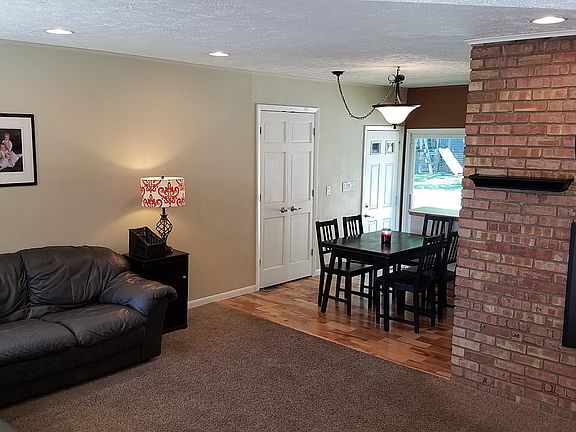 Open Concept LR/DR