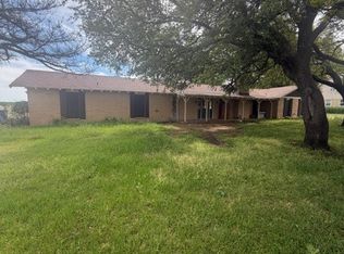 828 Cockrell Hill Rd, Ovilla, TX 75154