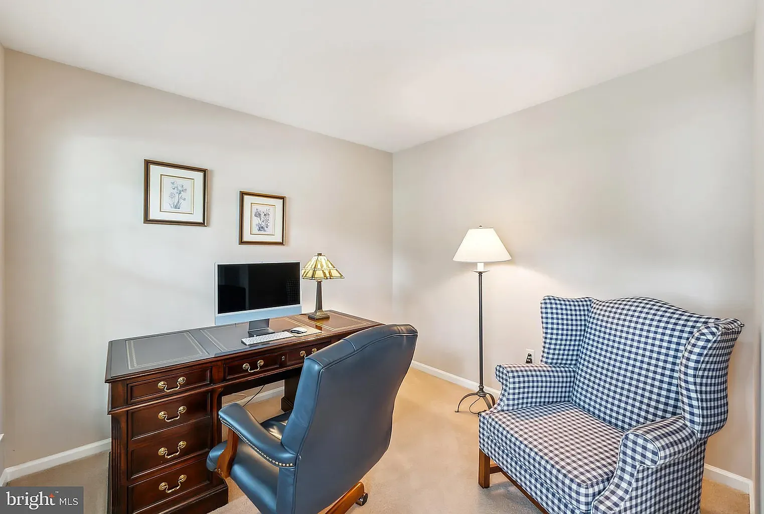 4 bed, 3.5 bath, 3202 sqft, $4,095 — Photo 3