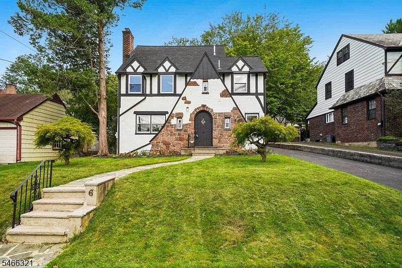 1st image of 6 Norfolk Ave