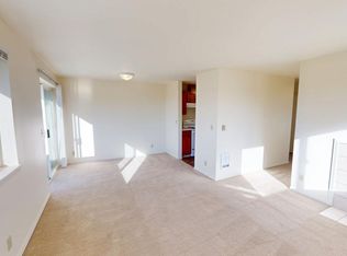 5408 Meridian Ave N #401, Seattle, WA 98103