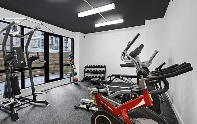 Rented by REZI | media 28