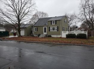 345 Douglas Rd, Lowell, MA 01852