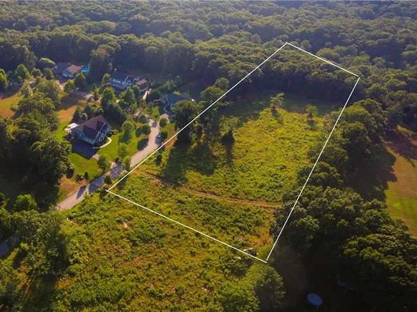 160 Mountain Laurel Way, North Kingstown, RI 02852